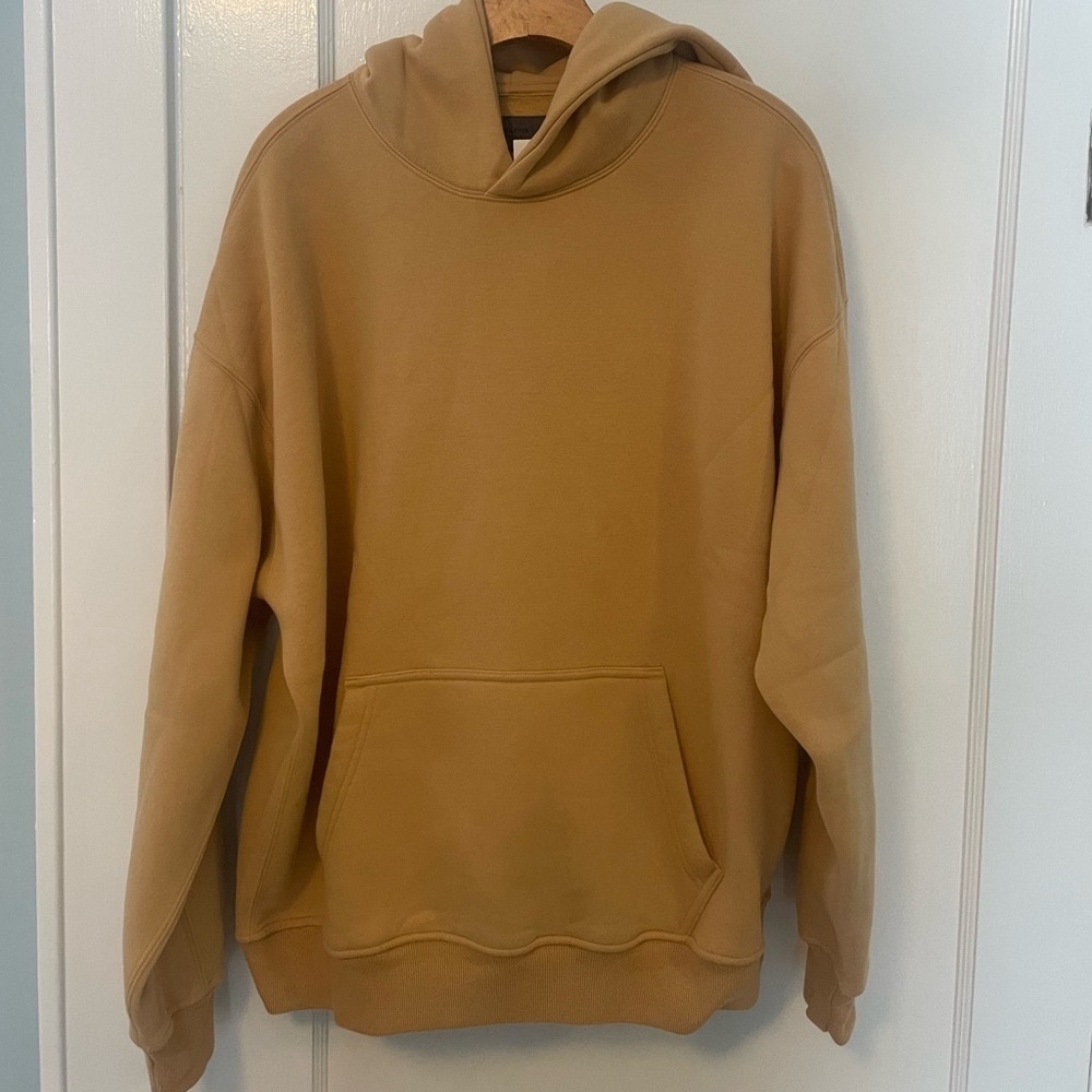 Abercrombie Fitch essential popover hoodie size medium color: gold